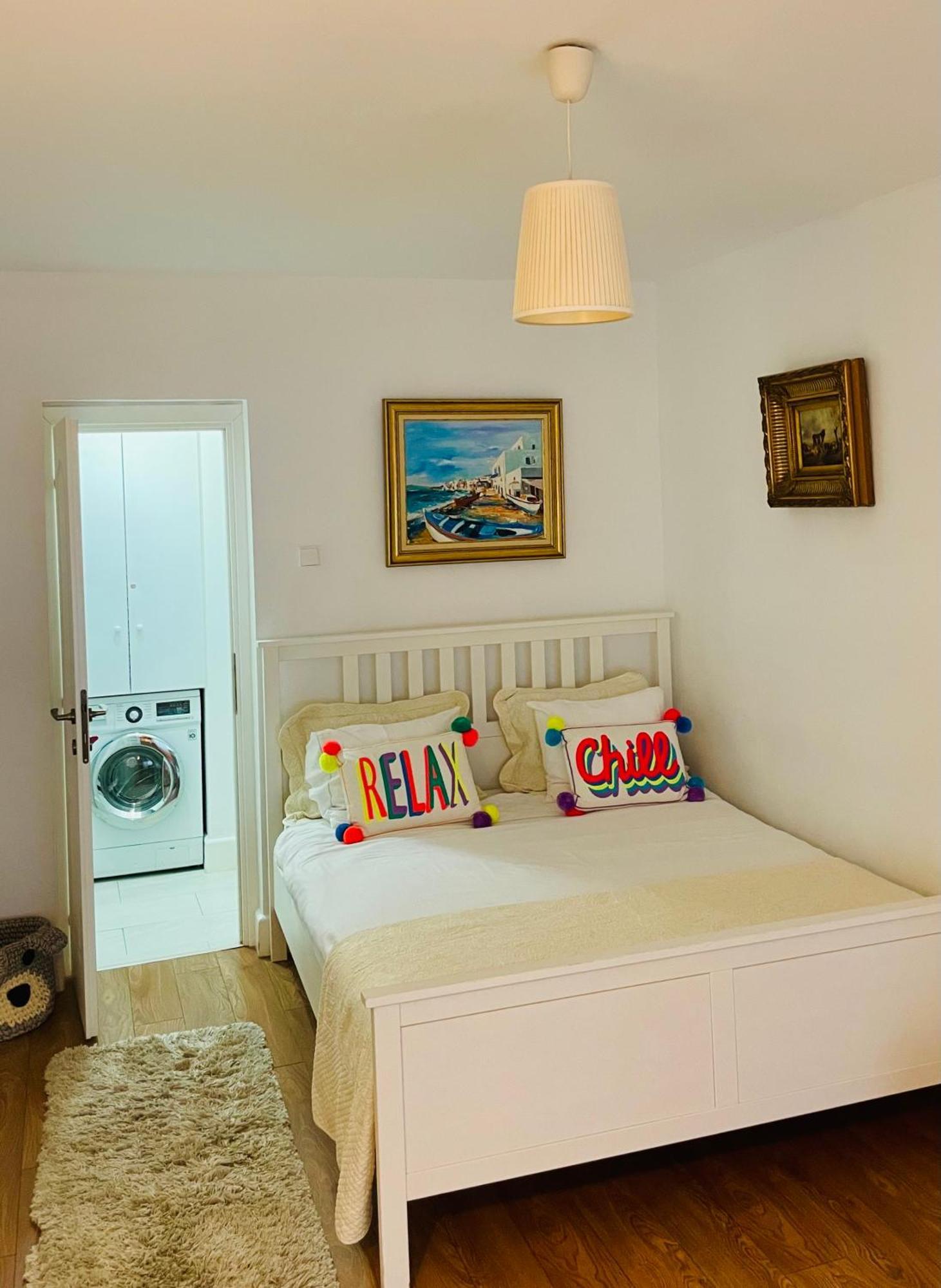 River View - Old City Apartment Bucareste Exterior foto